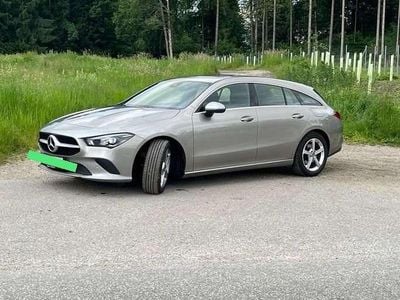 Silber Gebraucht 2020 Mercedes CLA180 Shooting Brake Kombi | € 17.990