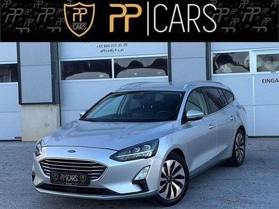 Silber Gebraucht 2020 Ford Focus Cool & Connect Kombi | € 14.980 (Fairer Preis)