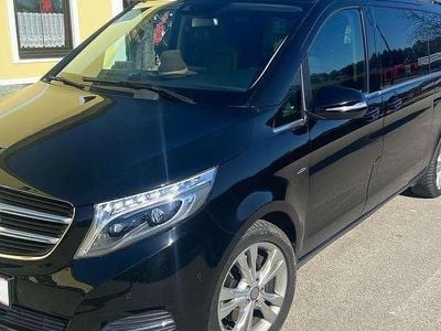 Schwarz Gebraucht 2016 Mercedes 220 Avantgarde Kombi | € 33.000
