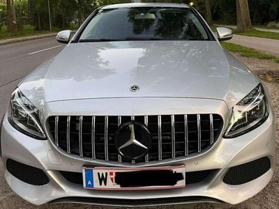 Gebraucht Mercedes C180 116 PS (85 kW) 2017 Grau Limousine