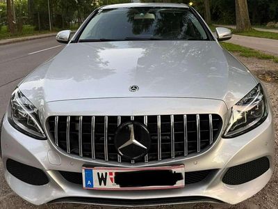 Grau Gebraucht 2017 Mercedes C180 Limousine | € 15.800 (Fairer Preis)