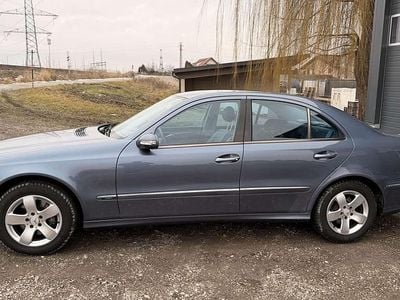 Gebraucht Mercedes E320 Avantgarde 204 PS (150 kW) 2003 Blau Limousine