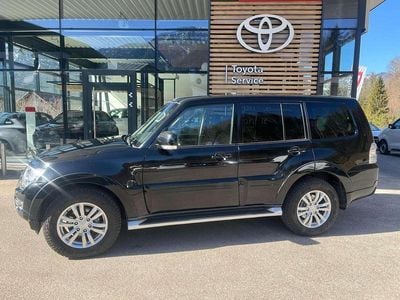Schwarz Gebraucht 2015 Mitsubishi Pajero Comfort Edition SUV | € 29.990
