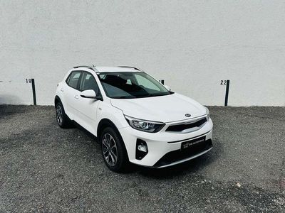 Weiß Gebraucht 2018 Kia Stonic Silver SUV | € 14.999 (Teuer)