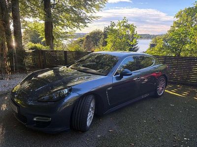 Blau Gebraucht 2011 Porsche Panamera Turbo Limousine | € 37.900