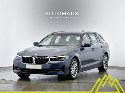 Gebraucht BMW 530e Sport Line 292 PS (214 kW) 2021 Blau Kombi