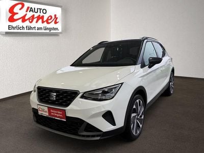 Weiss normal Gebraucht 2025 Seat Arona FR SUV | € 29.990