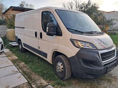 Weiß Gebraucht 2018 Peugeot Boxer Van | € 6.500