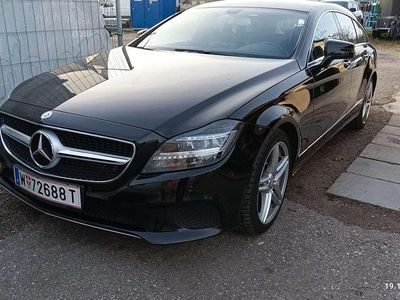 Schwarz Gebraucht 2015 Mercedes CLS220 Shooting Brake Kombi | € 19.500