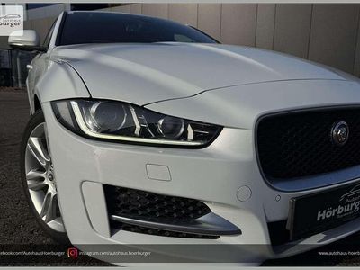 Weiß Gebraucht 2015 Jaguar XE R-Sport Limousine | € 16.650