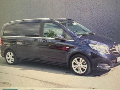 Blau Gebraucht 2016 Mercedes E250 Avantgarde Kombi | € 37.400