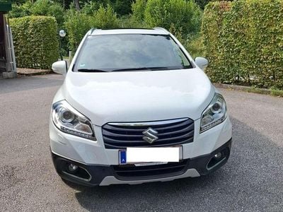 Weiß Gebraucht 2015 Suzuki SX4 S-Cross SUV | € 11.990 (Fairer Preis)