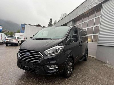 Schwarz Gebraucht 2022 Ford Tourneo Titanium Van / Kleinbus | € 44.900