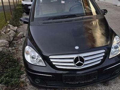 Gebraucht 2006 Mercedes 200 Limousine | € 4.500
