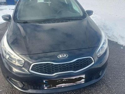 Gebraucht Kia Ceed 99 PS (72 kW) 2013 Schwarz Kleinwagen