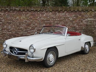 Weiß Gebraucht 1960 Mercedes 190 Limousine | € 139.500