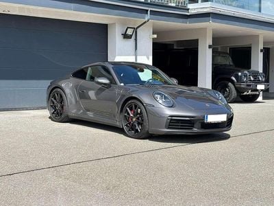 Grau Gebraucht 2021 Porsche 911 Carrera 4S Coupé | € 145.900 (Fairer Preis)