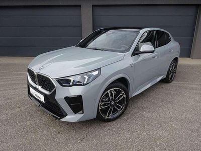 Grau Gebraucht 2025 BMW X2 Luxury Line SUV | € 52.450