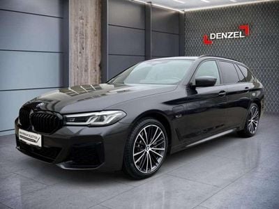 Grau Gebraucht 2022 BMW 530e Shadowline Kombi | € 39.990 (Etwas zu teuer)