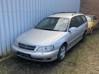 Gebraucht 2001 Opel Omega Kombi | € 1.400