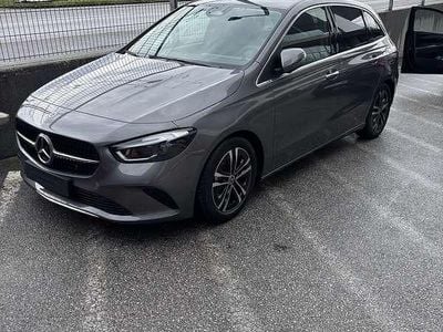 Grau Gebraucht 2025 Mercedes B180 Edition Van / Kleinbus | € 40.990 (Teuer)