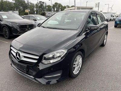 Schwarz Gebraucht 2018 Mercedes B160 Van / Kleinbus | € 15.990