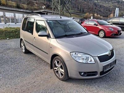 Beige Gebraucht 2009 Skoda Roomster Style Van / Kleinbus | € 3.990