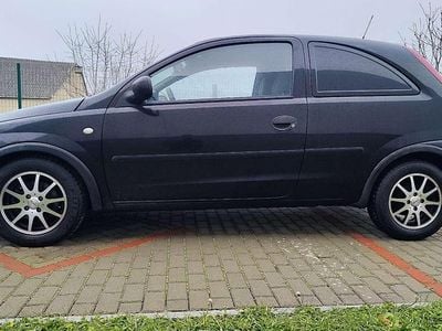 Schwarz Gebraucht 2004 Opel Corsa Limousine | € 1.600 (Guter Preis)