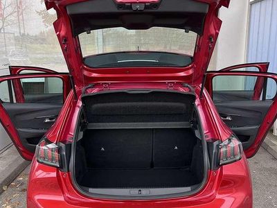 Rot Gebraucht 2019 Peugeot 208 Allure Kleinwagen | € 13.500 (Etwas zu teuer)