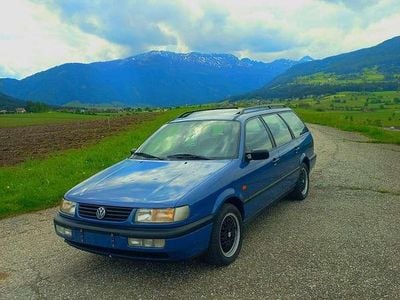 Blau Gebraucht 1994 VW Passat GT Kombi | € 6.000