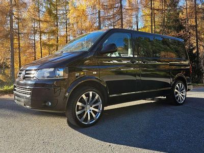 Schwarz Gebraucht 2012 VW Multivan Match Van | € 26.000