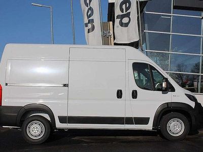 Weiß Gebraucht 2024 Fiat Ducato Van | € 42.990