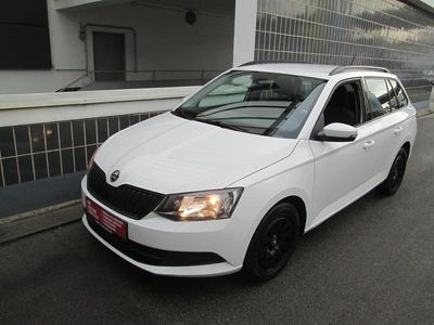 Weiss Gebraucht 2015 Skoda Fabia Active Kombi | € 6.990 (Teuer)