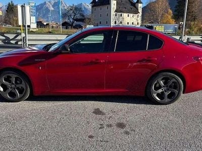 Rot Gebraucht 2016 Alfa Romeo Giulia Limousine | € 15.400 (Guter Preis)