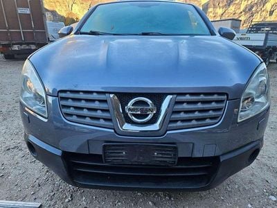 Grau Gebraucht 2009 Nissan Qashqai SUV | € 2.500 (Guter Preis)
