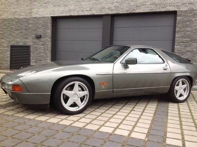 Grau Gebraucht 1987 Porsche 928 Coupé | € 27.500