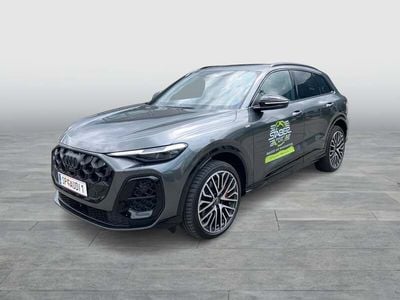 Mittelgrau metallicperleffekt Gebraucht 2025 Audi Q5 Ambiente SUV | € 82.000