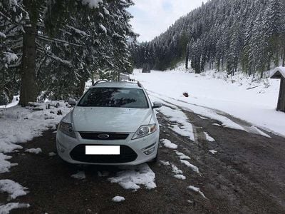 Weiß Gebraucht 2011 Ford Mondeo Business Edition Kombi | € 3.999