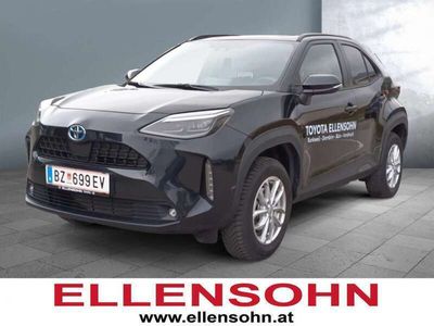 gebraucht Toyota Yaris Cross 15 l Hybrid 4x4 Active Dr Winter und Multimedi