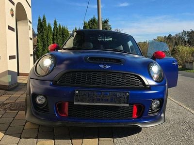Blau Gebraucht 2013 Mini John Cooper Works Kleinwagen | € 21.900