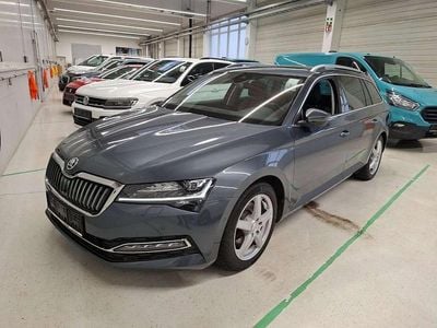 gebraucht Skoda Superb Kombi 2.0 TDI DSG Style *PANO *AHK*LEDER * 360°