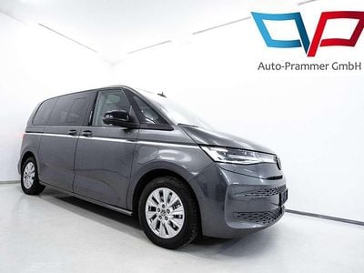 Grau Gebraucht 2022 VW Multivan Style Van | € 47.989 (Fairer Preis)