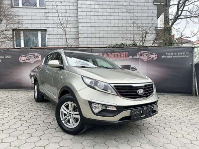 gebraucht Kia Sportage Silber 1,6 GDI 2WD