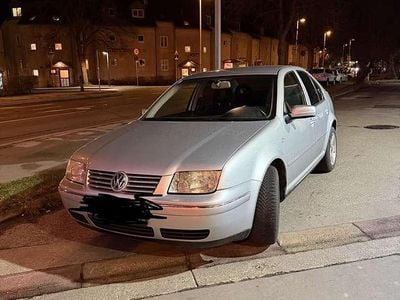 Gebraucht VW Bora Highline 90 PS (66 kW) 2002 Limousine