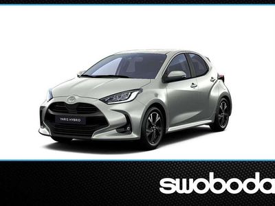 Silber Gebraucht 2025 Toyota Yaris Hybrid Active Limousine | € 23.980 (Teuer)