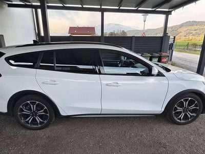 Weiß Gebraucht 2020 Ford Focus Active X Kombi | € 15.200 (Fairer Preis)