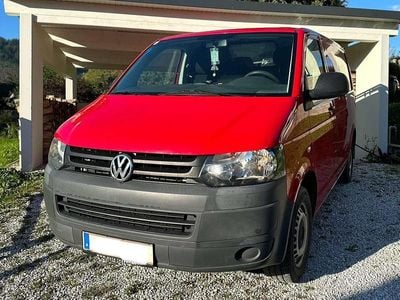 Rot Gebraucht 2011 VW T5 Van | € 8.499