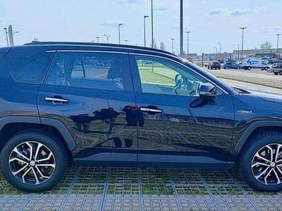 Schwarz Gebraucht 2019 Toyota RAV4 Hybrid SUV | € 30.699 (Teuer)