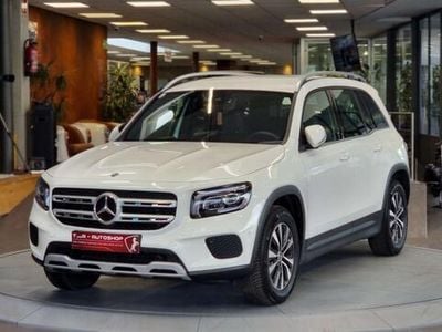 Mercedes GLB180