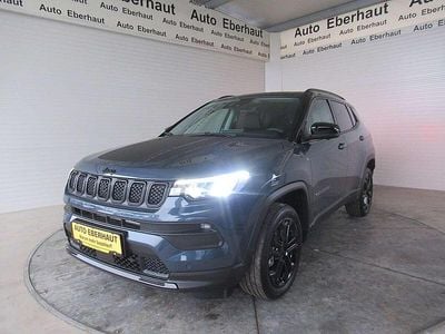 Neu Jeep Compass North 131 PS (96 kW) 2025 Blau SUV